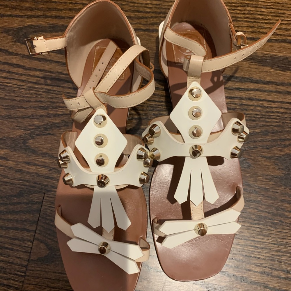 Tory Burch lucite kitten heel sandals size 9.5